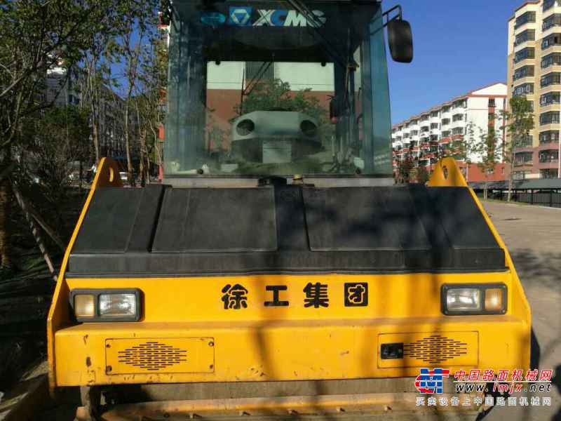 黑龙江出售转让二手3000小时2011年徐工XD131双钢轮压路机