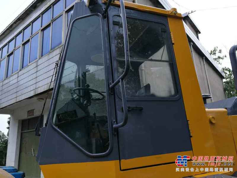 安徽出售转让二手5000小时2010年徐工2YC16单钢轮压路机