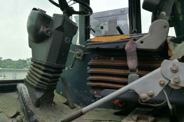 辽宁出售转让二手6000小时2008年洛建LSS2101单钢轮压路机
