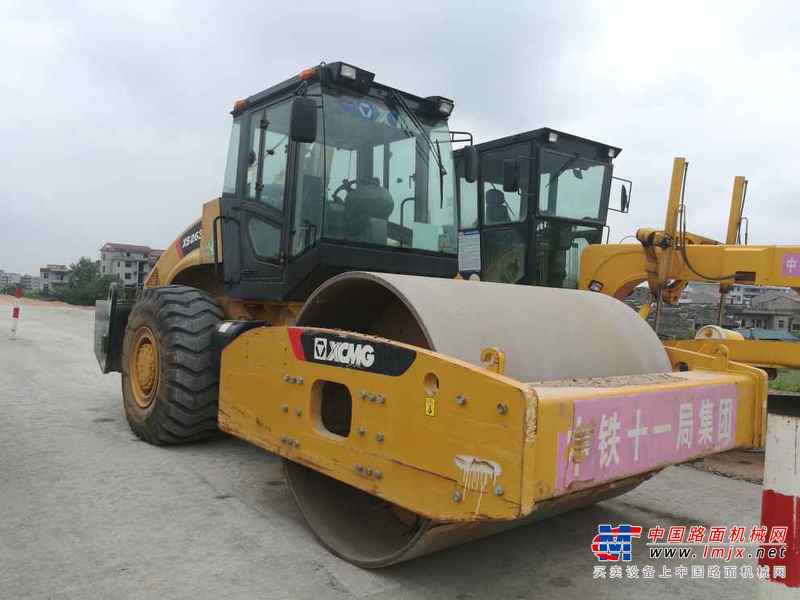 江西出售转让二手3000小时2015年徐工XS263J单钢轮压路机