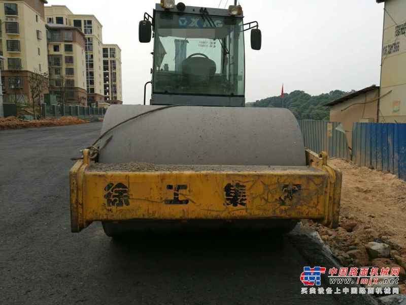 江西出售转让二手4000小时2011年徐工XS202J单钢轮压路机