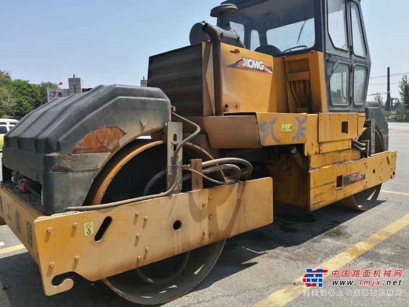 辽宁出售转让二手4000小时2008年徐工YZC10双钢轮压路机