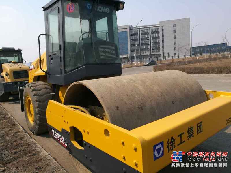 吉林出售转让二手6000小时2007年徐工XS222J单钢轮压路机