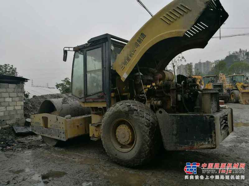 湖北出售转让二手9000小时2006年厦工三明XG62202M单钢轮压路机