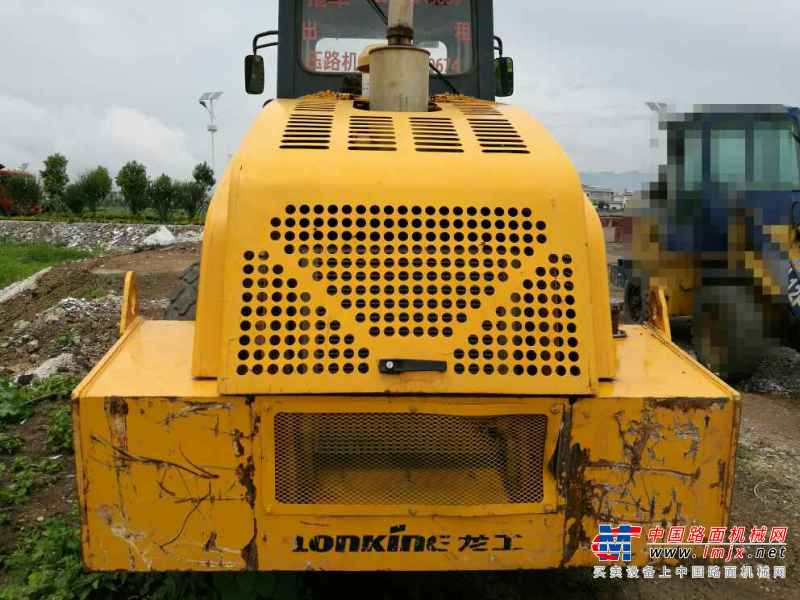 云南出售转让二手4600小时2010年龙工LG520A单钢轮压路机