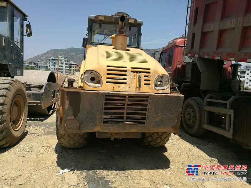 云南出售转让二手6800小时2010年洛阳路通LT320B单钢轮压路机