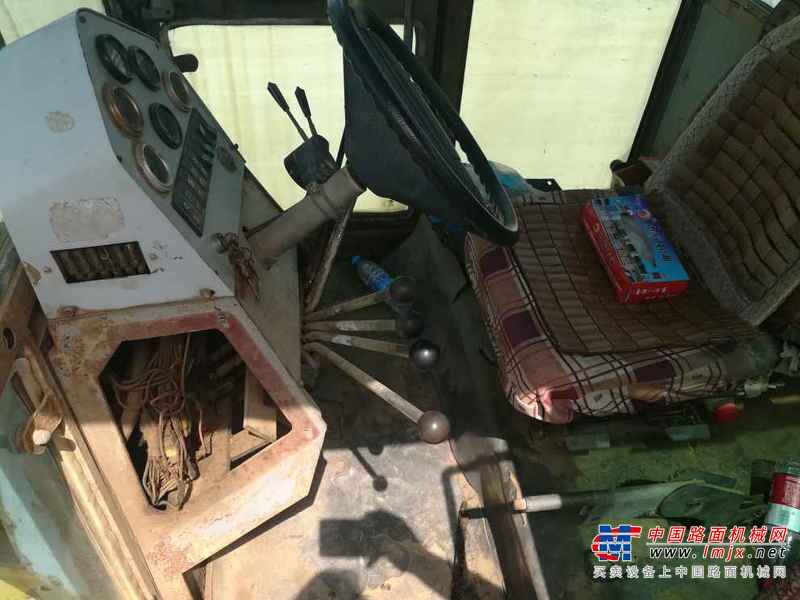 陕西出售转让二手6000小时2005年徐工PY180G平地机