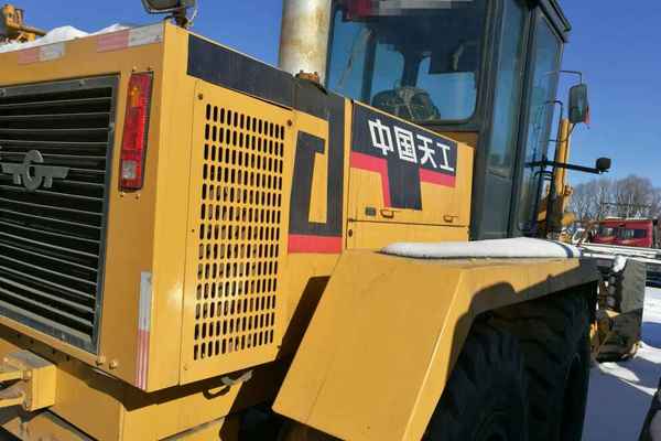 内蒙古出售转让二手3300小时2011年鼎盛天工PY180G平地机