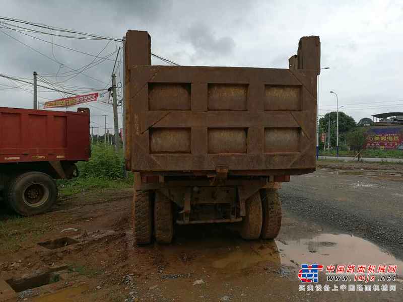 江西出售转让二手2011年中国重汽斯太尔ZZ1316M4666F自卸车