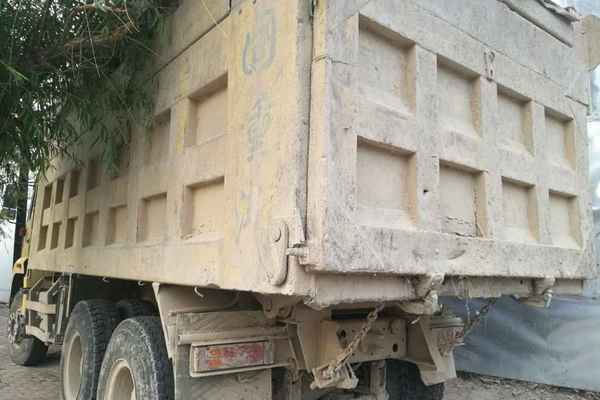 吉林出售转让二手2010年中国重汽金王子ZZ3161M4711C1自卸车