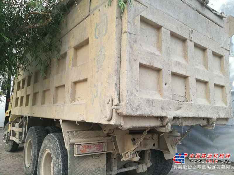 吉林出售转让二手2010年中国重汽金王子ZZ3161M4711C1自卸车
