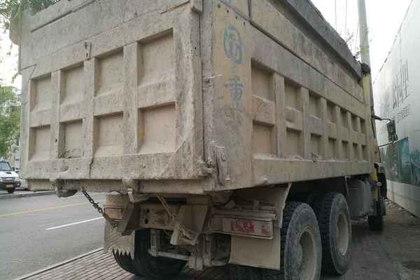 吉林出售转让二手2010年中国重汽金王子ZZ3161M4711C1自卸车