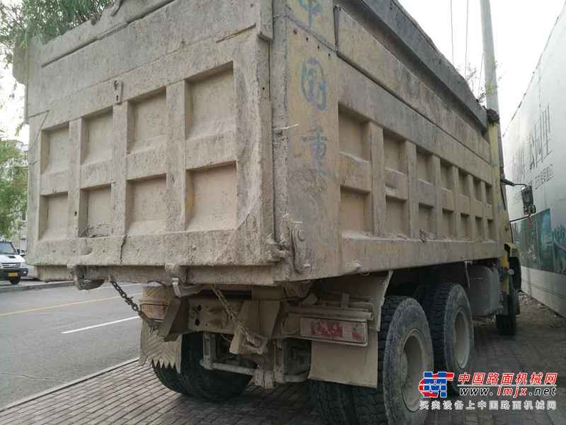 吉林出售转让二手2010年中国重汽金王子ZZ3161M4711C1自卸车