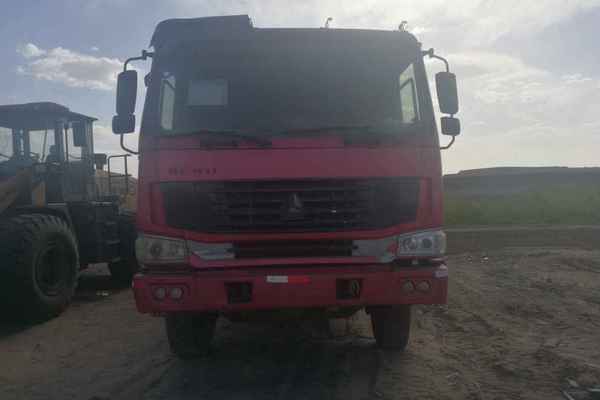 内蒙古出售转让二手2013年中国重汽豪沃ZZ3257N3847D1自卸车