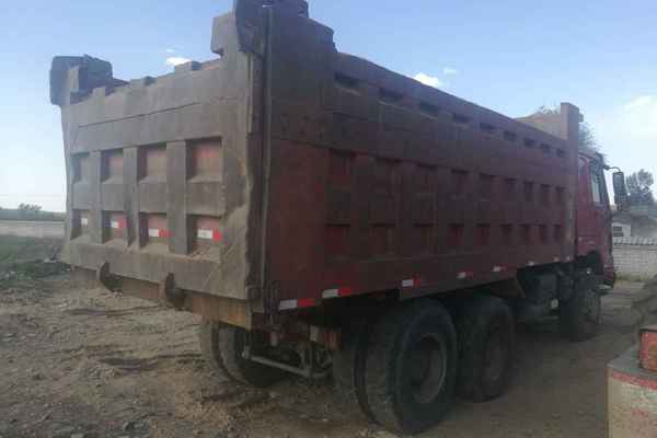 内蒙古出售转让二手2013年中国重汽豪沃ZZ3257N3847D1自卸车