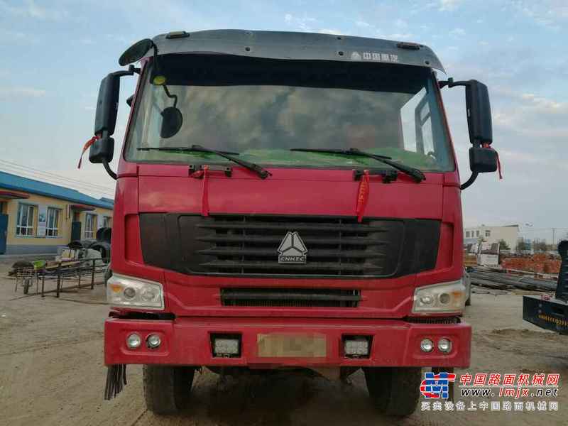 吉林出售转让二手2010年中国重汽豪沃ZZ3257N3847D1自卸车