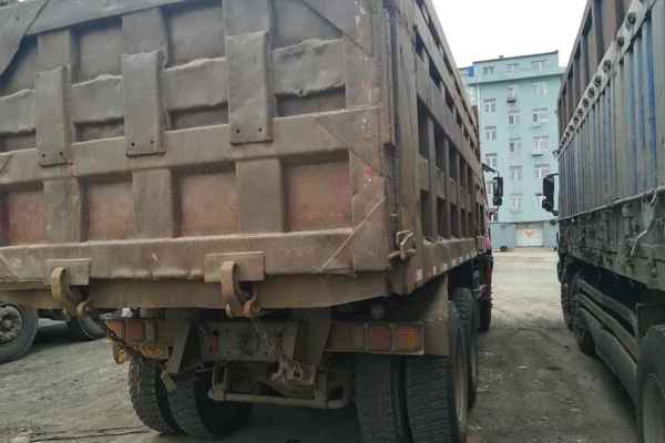 黑龙江出售转让二手2010年中国重汽豪沃ZZ3257M2941自卸车