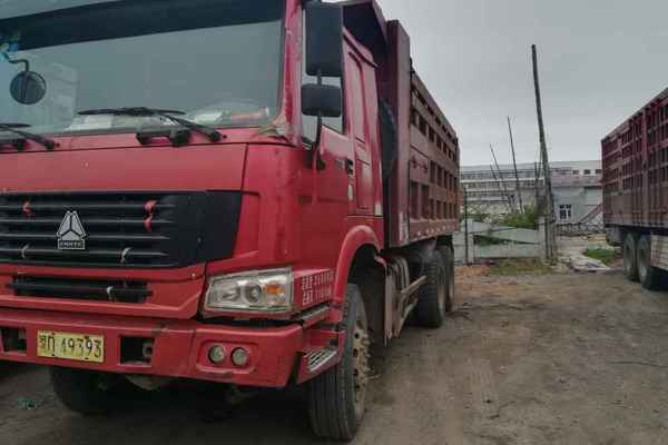 黑龙江出售转让二手2010年中国重汽豪沃ZZ3257M2941自卸车