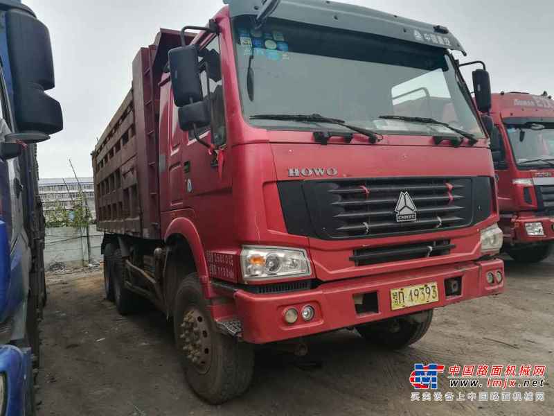 黑龙江出售转让二手2010年中国重汽豪沃ZZ3257M2941自卸车