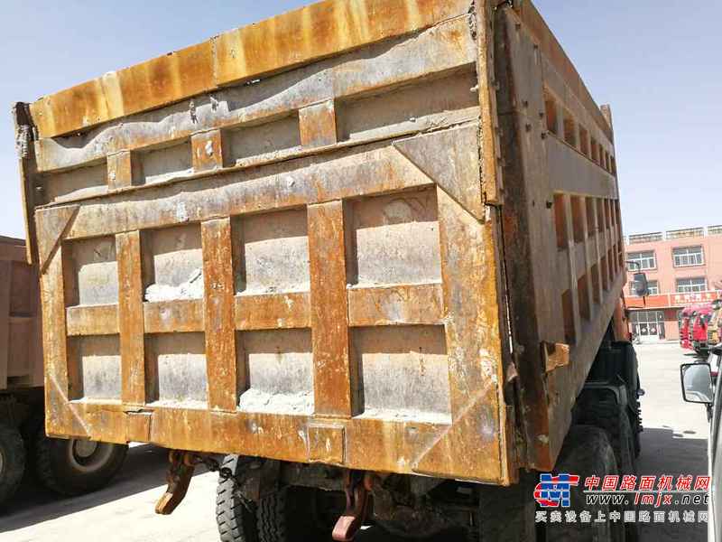 内蒙古出售转让二手2011年北奔ND3252B44J自卸车