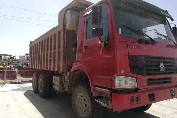 内蒙古出售转让二手2011年中国重汽豪沃ZZ5437N466741自卸车
