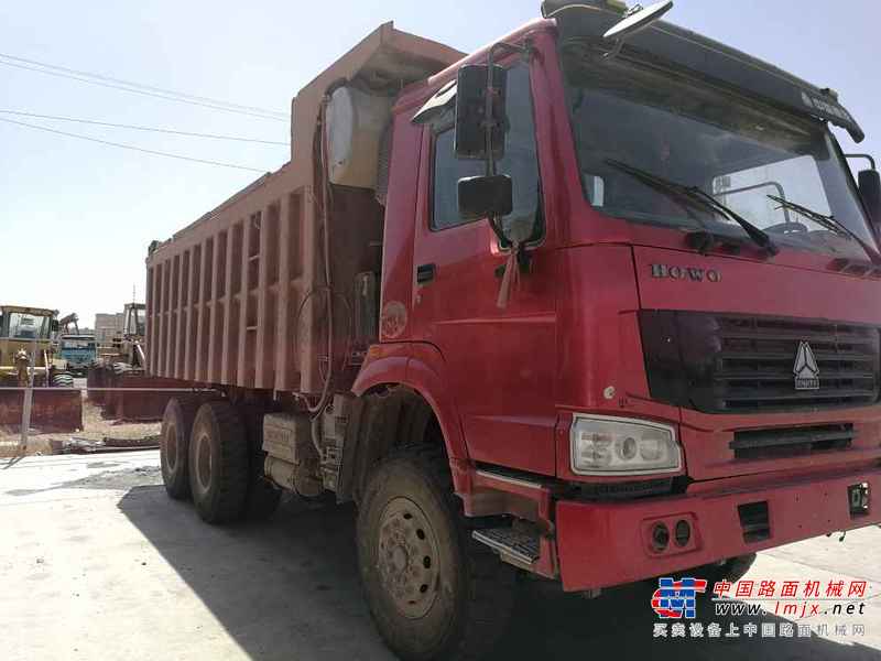 内蒙古出售转让二手2011年中国重汽豪沃ZZ5437N466741自卸车
