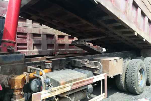 黑龙江出售转让二手2013年陕汽德龙SX3255UR464自卸车