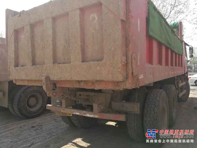 吉林出售转让二手2010年中国重汽豪沃ZZ3257N3847D1自卸车