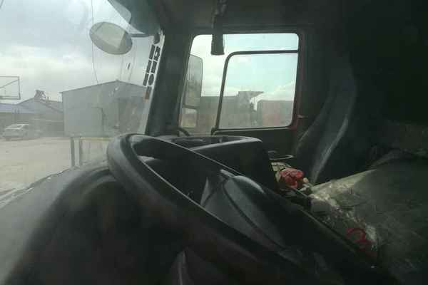吉林出售转让二手2010年中国重汽豪沃ZZ3257N3847D1N7WA自卸车