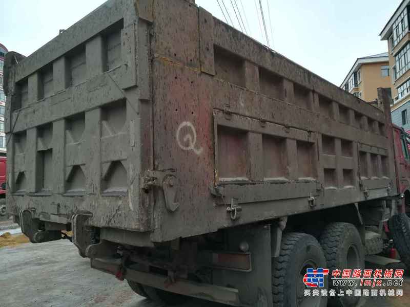 黑龙江出售转让二手2010年中国重汽豪泺ZZ3317N3568W自卸车