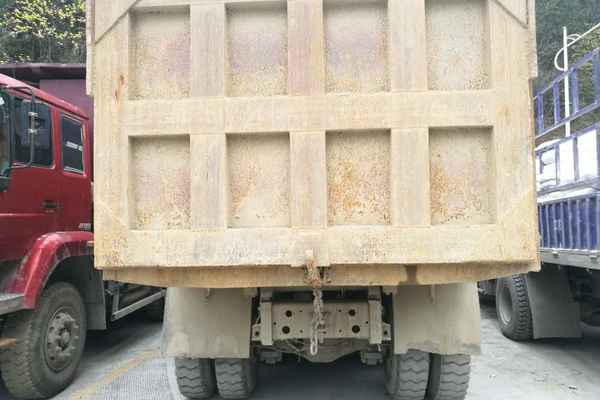 湖北出售转让二手2011年中国重汽斯太尔ZZ3253M4241C自卸车