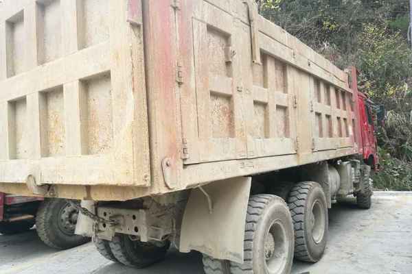 湖北出售转让二手2011年中国重汽斯太尔ZZ3253M4241C自卸车