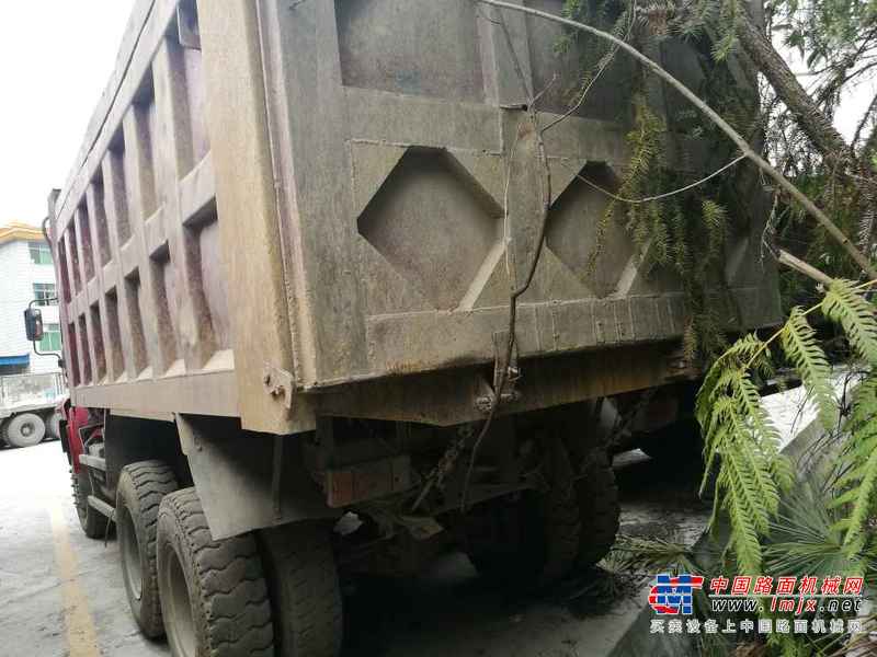 湖北出售转让二手2011年中国重汽金王子ZZ3311N4661C1自卸车