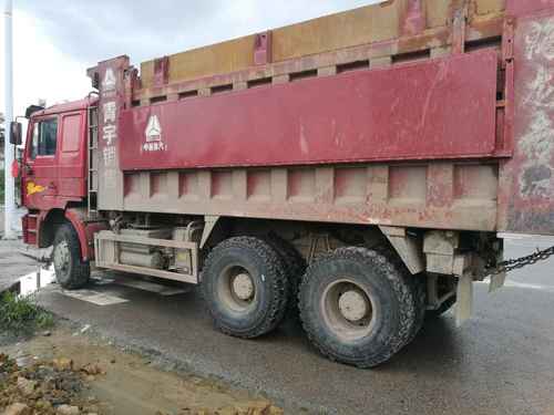 湖北出售转让二手2011年中国重汽金王子ZZ3311N4661C1自卸车