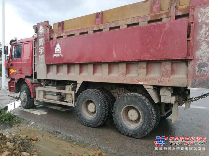 湖北出售转让二手2011年中国重汽金王子ZZ3311N4661C1自卸车