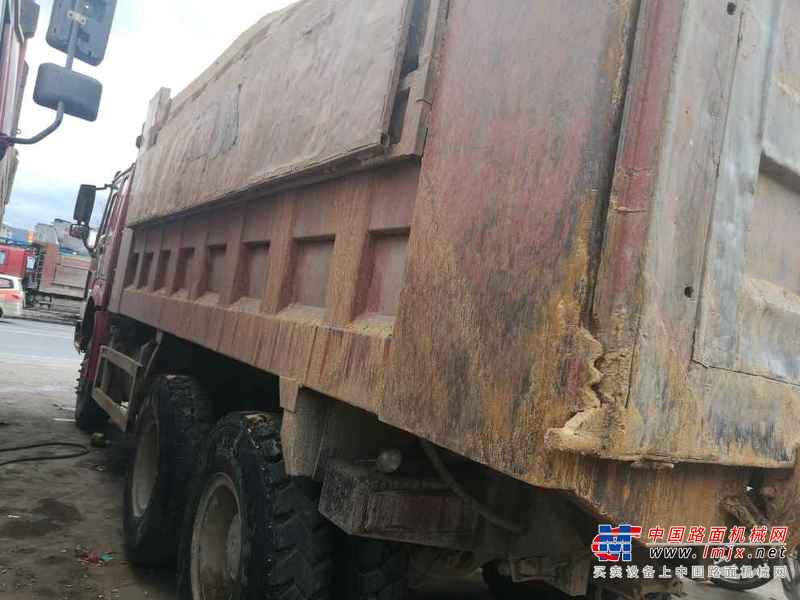 湖北出售转让二手2011年中国重汽金王子ZZ3311N4661C1自卸车