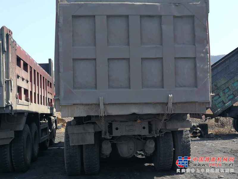 河南出售转让二手2013年解放奥威CA3250P66K2L1T1A1E自卸车