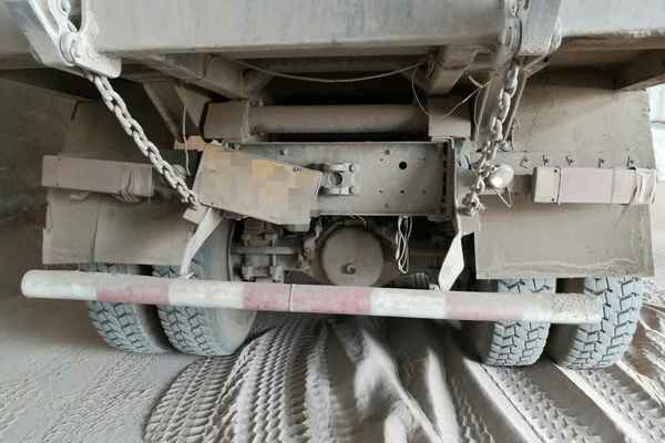 陕西出售转让二手2010年陕汽奥龙SX3255BR384自卸车