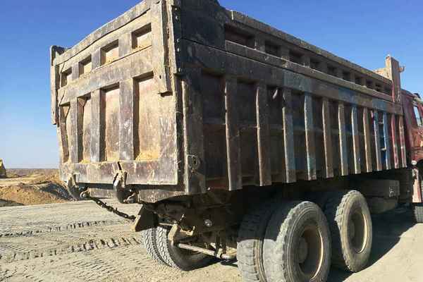 内蒙古出售转让二手2011年中国重汽豪泺ZZ3257N3847C自卸车