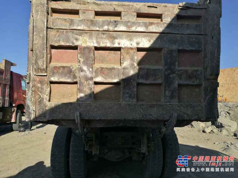 内蒙古出售转让二手2013年中国重汽豪泺ZZ3257N3847C自卸车