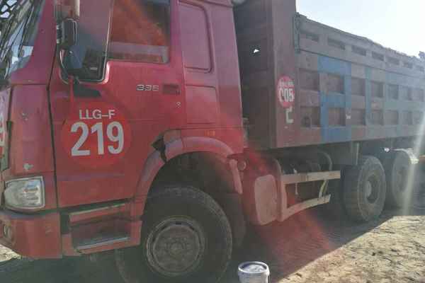 内蒙古出售转让二手2013年中国重汽豪泺ZZ3257N3847C自卸车