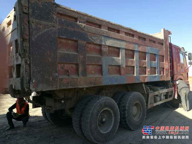 内蒙古出售转让二手2013年中国重汽豪泺ZZ3257N3847C自卸车