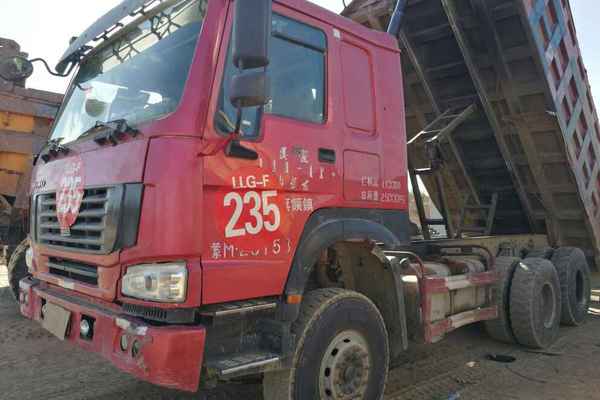 内蒙古出售转让二手2014年中国重汽豪泺ZZ3257N3847C自卸车