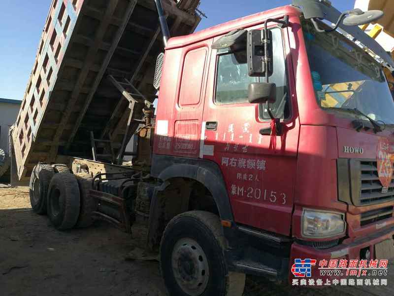 内蒙古出售转让二手2014年中国重汽豪泺ZZ3257N3847C自卸车