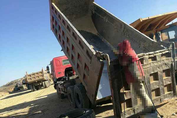 内蒙古出售转让二手2014年中国重汽豪泺ZZ3257N3847C自卸车