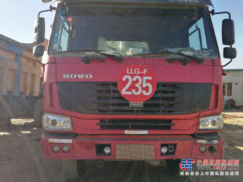 内蒙古出售转让二手2014年中国重汽豪泺ZZ3257N3847C自卸车