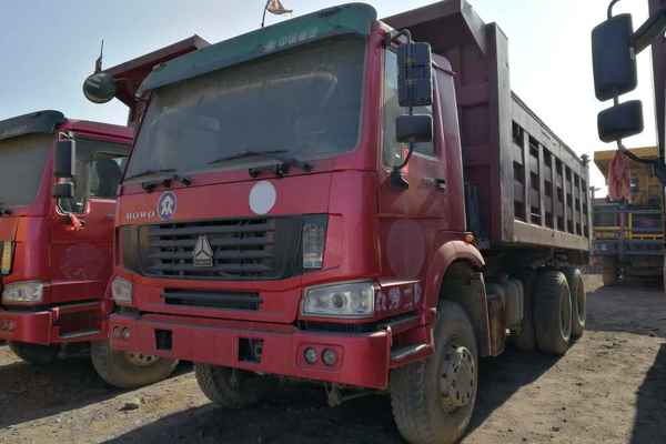 山西出售转让二手2013年中国重汽豪泺ZZ3257N3648B自卸车