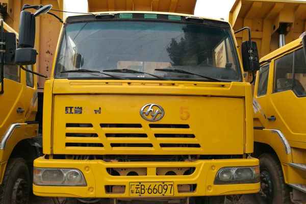 云南出售转让二手2010年红岩CQ3254SMG384自卸车