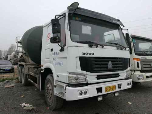 山东出售转让二手2009年中国重汽豪沃ZZ5253GJBN4241C1搅拌运输车