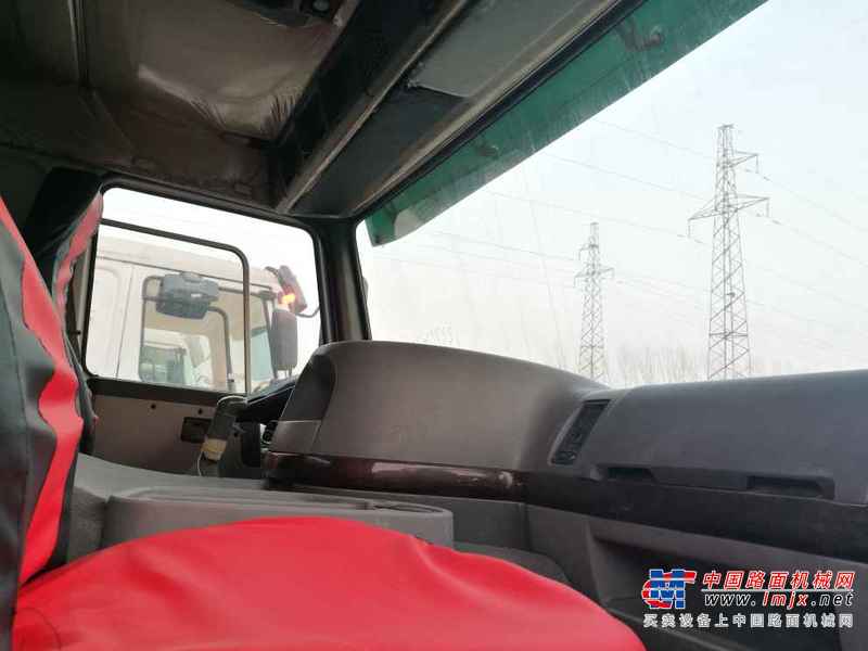 山东出售转让二手2013年中国重汽豪泺ZZ5317GJBN3267D1搅拌运输车